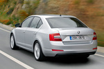 Skoda Octavia Gama Octavia Gama Octavia Turismo Gris Platino Exterior Lateral-Posterior 5 puertas