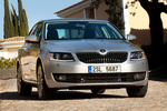 Skoda Octavia Gama Octavia Gama Octavia Turismo Gris Platino Exterior Lateral-Frontal 5 puertas
