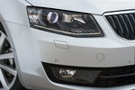 Skoda Octavia Gama Octavia Gama Octavia Turismo Gris Platino Exterior Faro 5 puertas