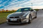 Nissan GT-R Gama GT-R (2013) Gama GT-R (2013) Coup&eacute; Exterior Frontal-Lateral 2 puertas