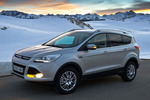 Ford Kuga Gama Kuga Gama Kuga Todo terreno Plata Perla Exterior Lateral-Posterior 5 puertas