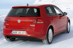 Volkswagen Golf 2.0 TDI CR 150 CV 4MOTION Sport Turismo Rojo Tornado Exterior Posterior-Lateral 5 puertas