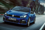 Volkswagen Golf R Cabrio R Cabrio Descapotable Azul Rising Exterior Frontal-Lateral 2 puertas