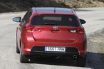 Toyota Auris 120D Advance Turismo Rojo Rub&iacute; Exterior Posterior 5 puertas