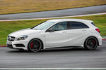 Mercedes-Benz Clase A A 45 AMG A 45 AMG Turismo Blanco Cirro Exterior Lateral-Posterior 5 puertas