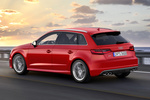 Audi A3 S3 Sportback S3 Turismo Rojo Misano Efecto Perla Exterior Posterior-Lateral 5 puertas