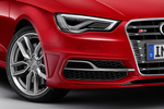Audi A3 S3 Sportback S3 Turismo Rojo Misano Efecto Perla Exterior Faro 5 puertas