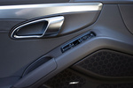 Porsche Cayman Cayman 275 CV Gama Cayman Coup&eacute; Interior Puerta 3 puertas