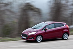 Ford Fiesta 1.0 EcoBoost 125 CV Auto-Start-Stop Titanium Turismo Hot Magenta Exterior Frontal-Lateral 5 puertas