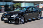 Mercedes-Benz Clase E E 63 AMG E 63 AMG Turismo Negro Obsidiana Metalizado Exterior Frontal-Lateral 5 puertas