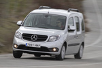 Mercedes-Benz Citan 109 CDI Combi 90 CV BlueEFFICIENCY. Gama Citan Veh&iacute;culo comercial Plata Brillante Metalizado Exterior Frontal-Lateral 5 puertas