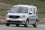 Mercedes-Benz Citan 109 CDI Combi 90 CV BlueEFFICIENCY. Gama Citan Veh&iacute;culo comercial Plata Brillante Metalizado Exterior Frontal-Lateral 5 puertas