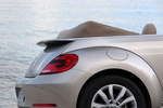 Volkswagen Beetle Gama Beetle Design Descapotable Plata Roca Lunar metalizado Exterior Llanta 2 puertas