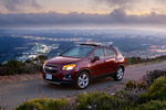 Chevrolet Trax Gama Trax Gama Trax Todo terreno Velvet Red (versi&oacute;n no europea) Exterior Frontal-Lateral 5 puertas
