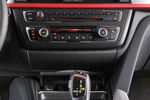 BMW Serie 3 328i (245CV) Gama Serie 3 Turismo familiar Interior Consola Central 5 puertas