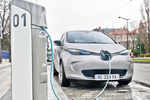 Renault ZOE Gama ZOE Gama ZOE Turismo Gris Escarcha Exterior Toma de recarga 5 puertas