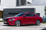 Mercedes-Benz Clase CLA CLA 220 CDI (170 CV) Gama Clase CLA Turismo Rojo Jupiter Exterior Frontal-Lateral 4 puertas