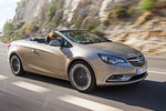 Opel Cabrio Gama Cabrio Gama Cabrio Descapotable Oro Noble Exterior Lateral-Frontal 2 puertas