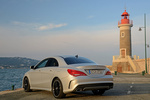 Mercedes-Benz Clase CLA CLA 250 (211 CV) Gama Clase CLA Turismo Plata Polar Metalizado Exterior Lateral-Posterior 4 puertas