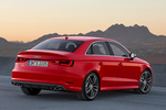 Audi A3 S3 Sedan S3 Turismo Rojo Misano Efecto Perla Exterior Posterior-Lateral 4 puertas