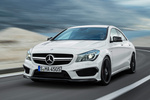 Mercedes-Benz Clase CLA CLA 45 AMG 360 CV CLA 45 AMG 360 CV Turismo Blanco Cirro Exterior Frontal-Lateral 4 puertas