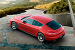 Porsche Panamera Panamera GTS Panamera GTS Turismo Exterior Posterior-Lateral-Cenital 5 puertas