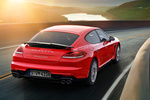 Porsche Panamera Panamera GTS Panamera GTS Turismo Exterior Posterior-Lateral 5 puertas