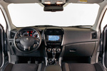 Peugeot 4008 1.6 HDi 115 4x4 Allure Todo terreno Gris Cool Silver Interior Salpicadero 5 puertas