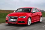 Audi A3 S3 3p S3 Turismo Rojo Misano Efecto Perla Exterior Lateral-Frontal 3 puertas