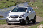 Opel Mokka 1.7 CDTI 131 CV 4x4 Start&Stop Excellence Todo terreno Blanco Alpino Exterior Frontal-Lateral 5 puertas