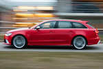 Audi A6 RS 6 Avant 4.0 TFSI quattro tiptronic 8 vel. 560 CV RS 6 Avant Turismo familiar Rojo Misano Efecto Perla Exterior Lateral 5 puertas