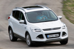 Ford Kuga 2.0 TDCi 163 CV Powershift 4x4 Titanium Todo terreno Blanco Exterior Frontal-Lateral 5 puertas