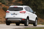 Ford Kuga 2.0 TDCi 163 CV Powershift 4x4 Titanium Todo terreno Blanco Exterior Posterior-Lateral 5 puertas