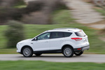 Ford Kuga 2.0 TDCi 163 CV Powershift 4x4 Titanium Todo terreno Blanco Exterior Lateral 5 puertas