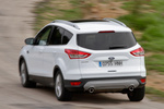 Ford Kuga 2.0 TDCi 163 CV Powershift 4x4 Titanium Todo terreno Blanco Exterior Lateral-Posterior 5 puertas
