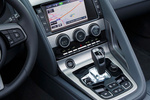 Jaguar F-Type V6 3.0 340 CV V6 Descapotable Interior Consola Central 2 puertas
