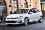 Volkswagen Golf GTI GTI Turismo Blanco Puro Exterior Frontal-Lateral 3 puertas
