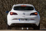 Opel Astra OPC (280 CV) OPC Turismo Blanco Alpino Exterior Posterior 3 puertas