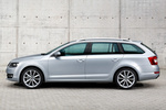 Skoda Octavia Gama Octavia Combi Gama Octavia Combi Turismo familiar Plata Brillante Metalizado Exterior Lateral 5 puertas