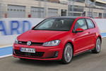 Volkswagen Golf GTI GTI Turismo Rojo Tornado Exterior Frontal-Lateral 3 puertas