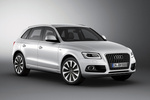 Audi Q5 hybrid quattro 2.0 TFSI tiptronic 8 vel. Hybrid Todo terreno Exterior Lateral-Frontal 5 puertas