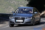 Audi A8 A8 hybrid A8 hybrid Turismo Gris cuarzo metalizado Exterior Frontal-Lateral 4 puertas