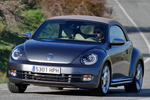 Volkswagen Beetle 2.0 TDI 140 CV 70s Edition Descapotable Exterior Frontal-Lateral 2 puertas