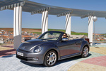 Volkswagen Beetle 2.0 TDI 140 CV 70s Edition Descapotable Exterior Frontal-Lateral 2 puertas