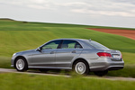 Mercedes-Benz Clase E E 220 CDI Aut. 170 CV  Gama Clase E Turismo Plata Paladio Metalizado Exterior Lateral-Posterior 5 puertas