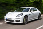 Porsche Panamera Panamera S E-Hybrid Panamera S E-Hybrid Turismo Blanco Exterior Frontal-Lateral 5 puertas