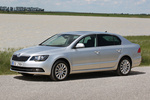 Skoda Superb Gama Superb Gama Superb Turismo Exterior Frontal-Lateral 5 puertas