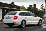 Skoda Superb Gama Superb Combi Gama Superb Combi Turismo familiar Exterior Posterior-Lateral 5 puertas