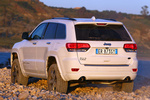 Jeep Grand Cherokee Grand Cherokee Grand Cherokee Todo terreno Blanco Brillante Exterior Lateral-Posterior 5 puertas
