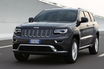 Jeep Grand Cherokee Grand Cherokee Grand Cherokee Todo terreno Gris Acero Exterior Frontal-Lateral 5 puertas